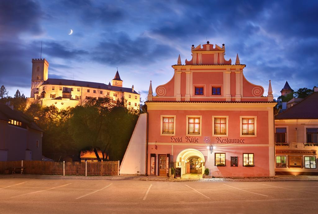 Hotel Ruze Rožmberk nad Vltavou Exteriör bild